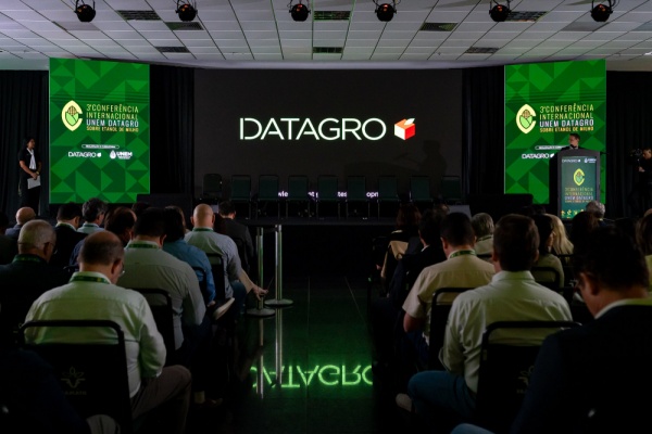 Conferência UNEM DATAGRO: Infraestrutra logística de escoamento e armazenagem é desafio para etanol de milho